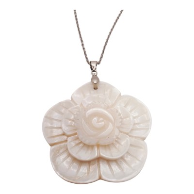 Colgante Concha nácar blanco y cadena de acero