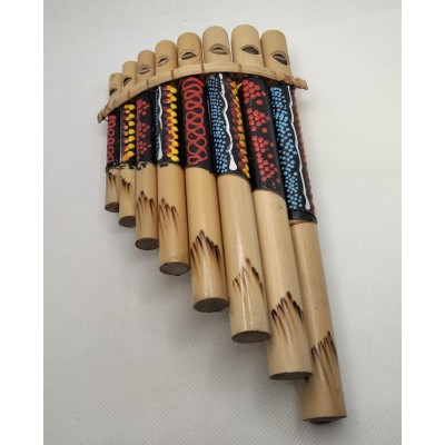 Flauta de pan hecha de caña de bambú