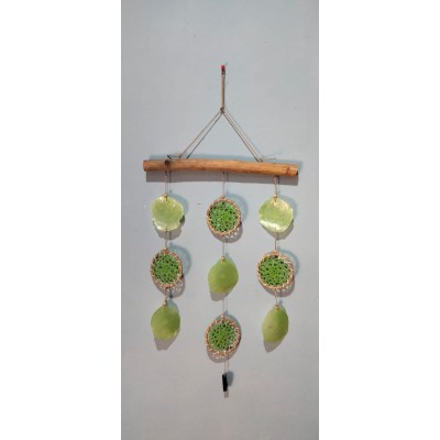 Móvil atrapasueños y nacar de concha